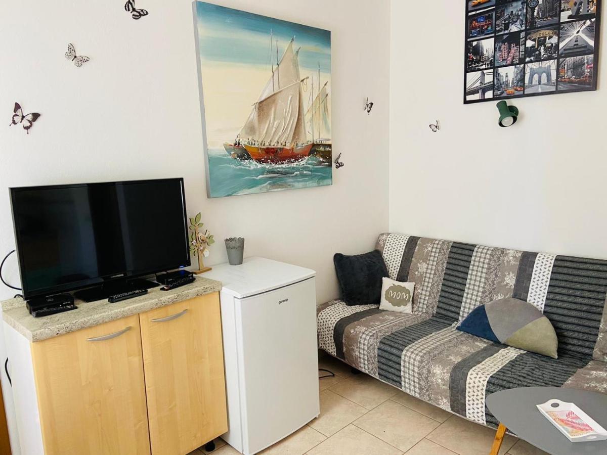 Apartments Tri Zala Zrnovo Dış mekan fotoğraf