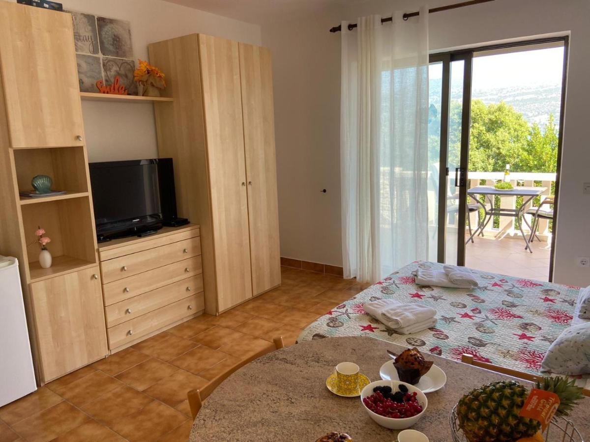 Apartments Tri Zala Zrnovo Dış mekan fotoğraf