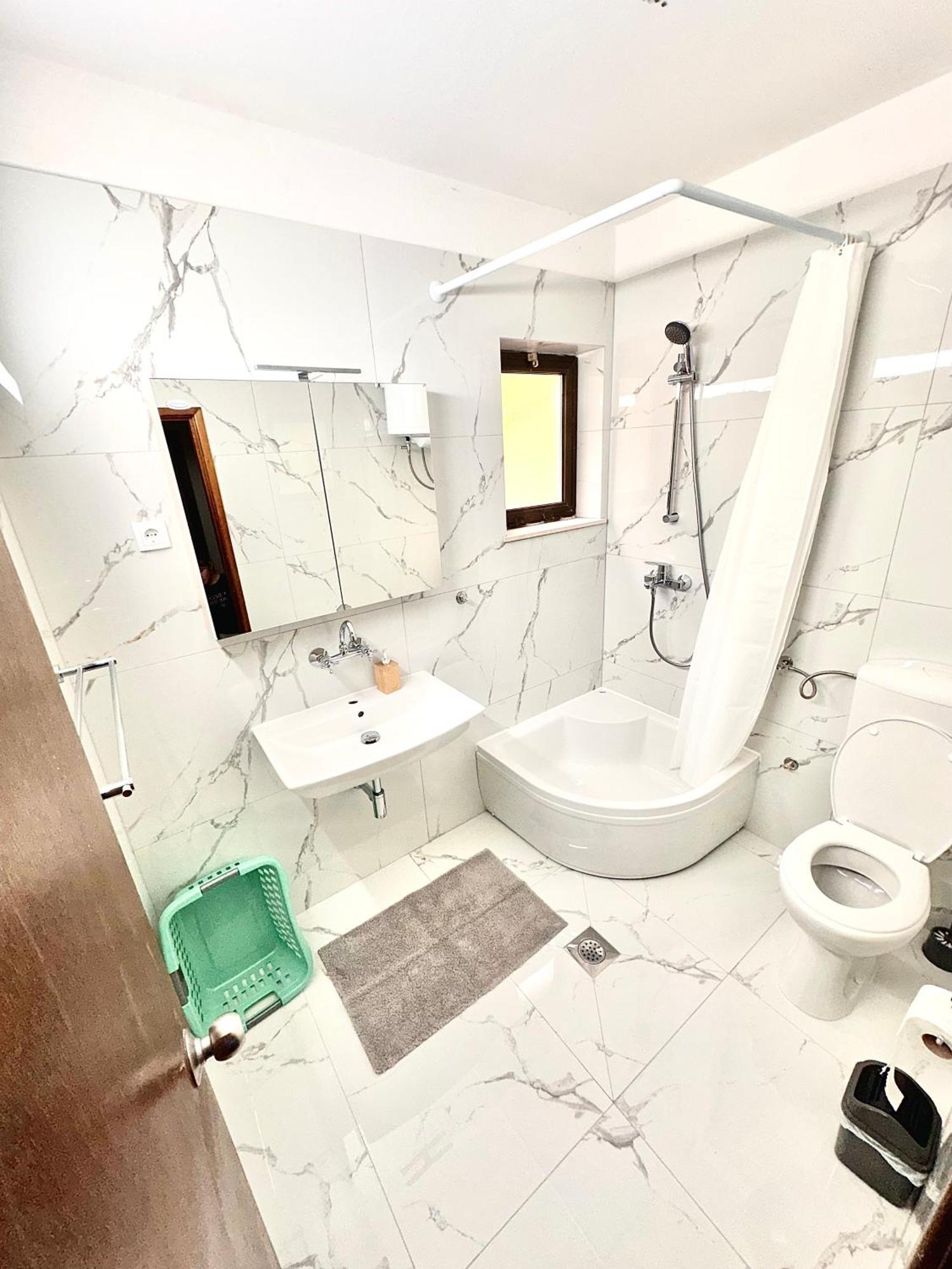 Apartments Tri Zala Zrnovo Dış mekan fotoğraf